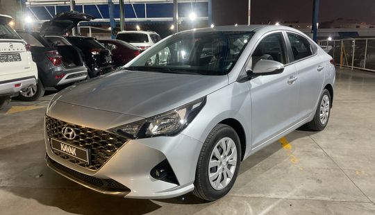 Hyundai • Accent