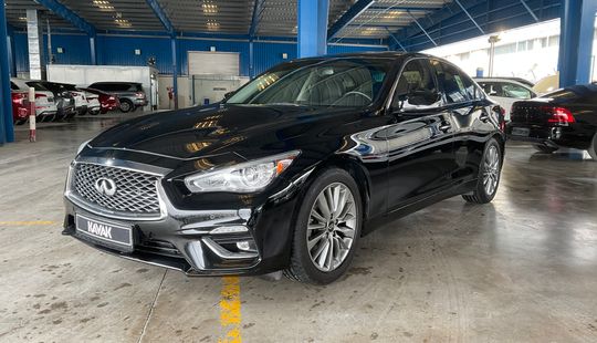 Infiniti • Q50