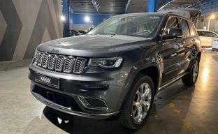 Jeep • Grand Cherokee