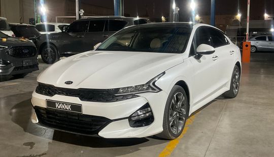 KIA • K5