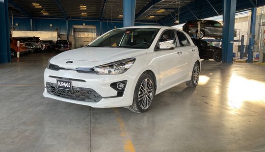 KIA • Rio