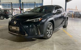 LEXUS • UX200