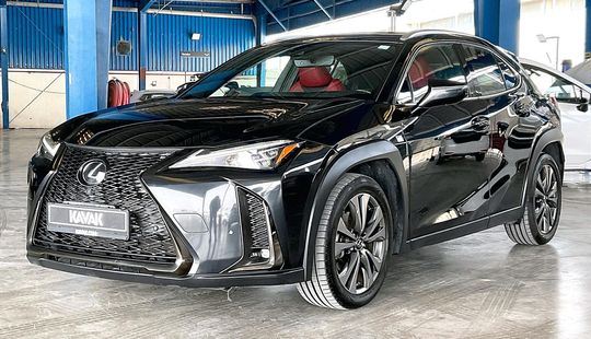 LEXUS • UX200