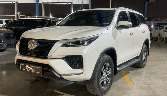 Toyota • Fortuner