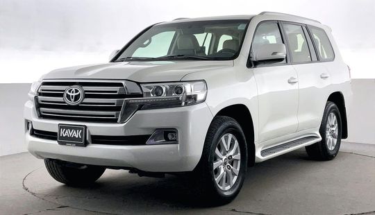 Toyota • Land Cruiser