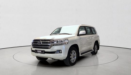 Toyota • Land Cruiser