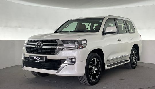 Toyota • Land Cruiser