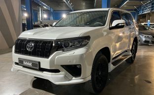 Toyota • Land Cruiser Prado