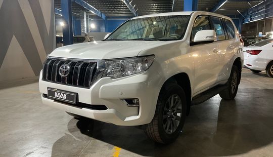 Toyota • Land Cruiser Prado