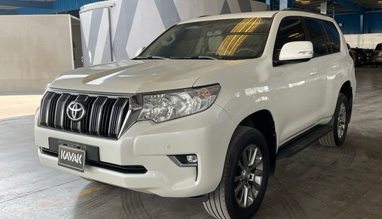 Toyota • Land Cruiser Prado