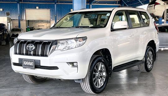 Toyota • Land Cruiser Prado