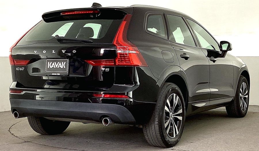 Volvo Xc60 2.0 T5 250 FWD MOMENTUM AUTO Suv 2021