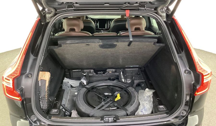 Volvo Xc60 2.0 T5 250 FWD MOMENTUM AUTO Suv 2021