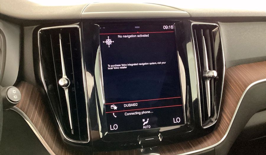 Volvo Xc60 2.0 T5 250 FWD MOMENTUM AUTO Suv 2021