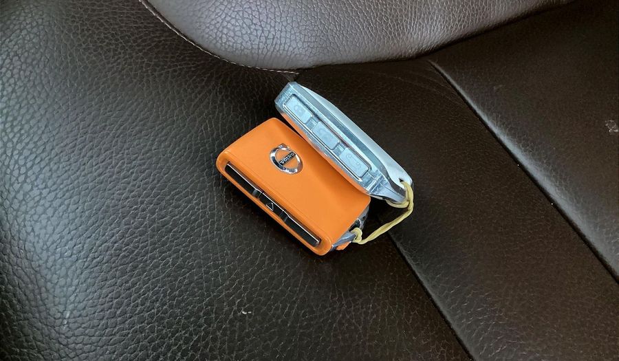 Volvo Xc60 2.0 T5 250 FWD MOMENTUM AUTO Suv 2021