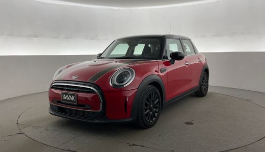 2022 • 31,425 km • Automatic