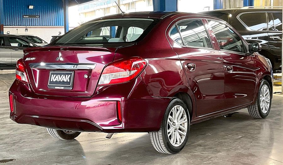 Mitsubishi Attrage GLX FULL Sedan 2022