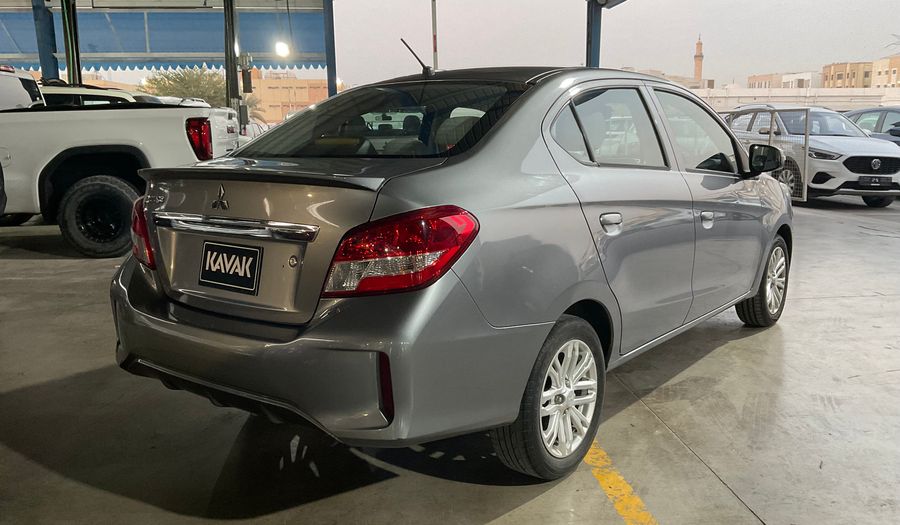 Mitsubishi Attrage GLX FULL Sedan 2022