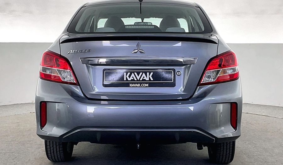Mitsubishi Attrage GLX FULL Sedan 2022
