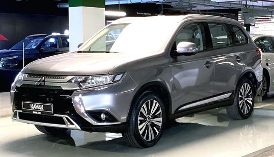 Mitsubishi • Outlander