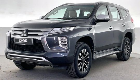 Mitsubishi • Montero Sport