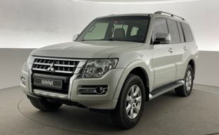 Mitsubishi • Pajero