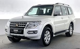 Mitsubishi • Pajero