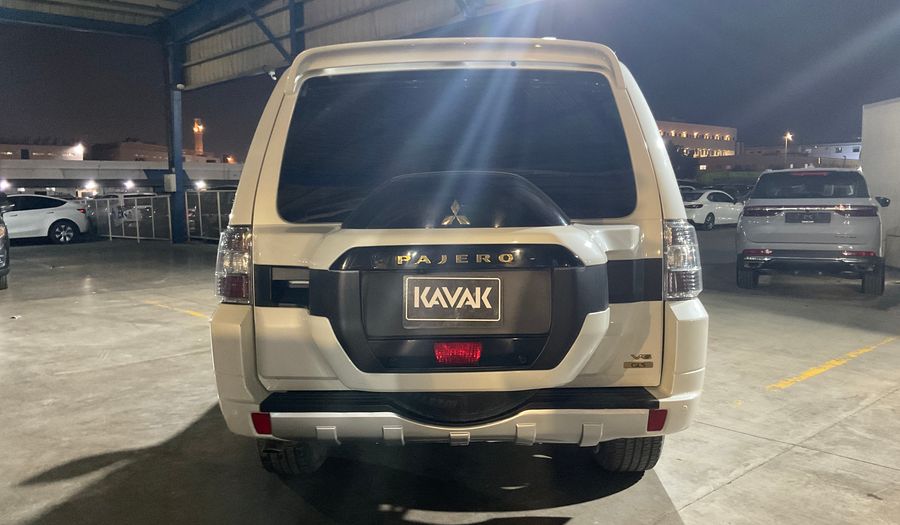 Mitsubishi Pajero 3.0 GLS H/L PREMIUM LTR Suv 2022