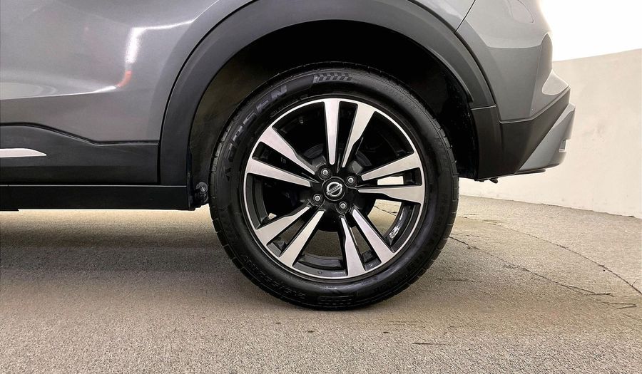 Nissan Kicks SV Suv 2022