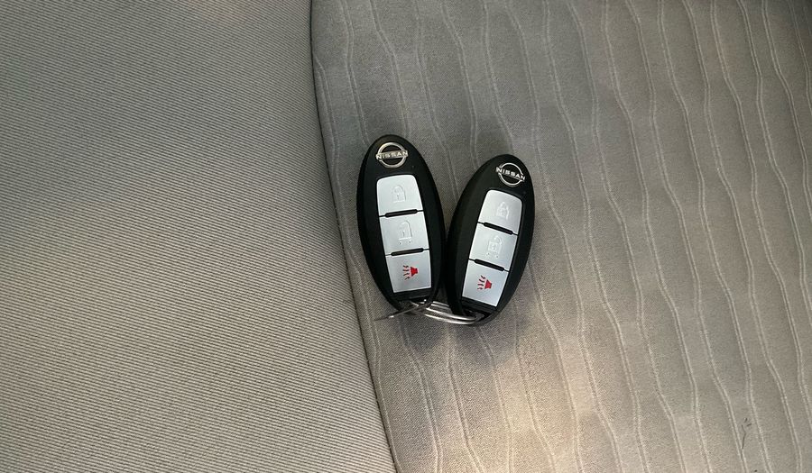 Nissan Pathfinder 3.5 S AUTO 4WD Suv 2022