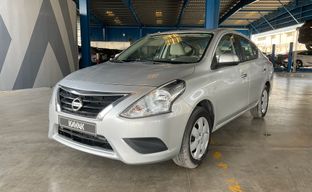 Nissan • Sunny
