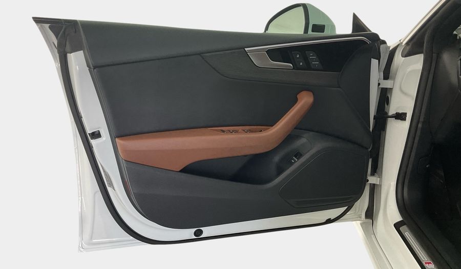 Audi A5 2.0 MHEV 40TFSI S TRONIC SPORTBACK SLINE Hatchback 2022