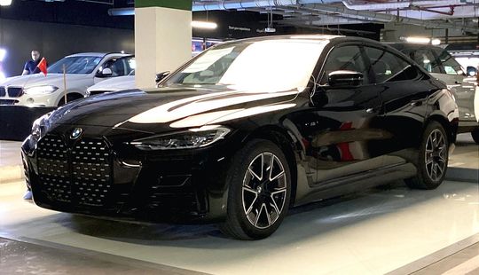 BMW • 420i