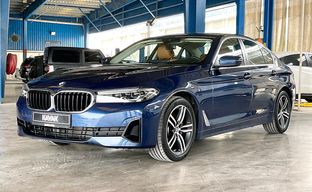 BMW • 520i