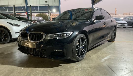 BMW • 330i