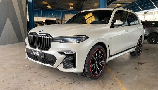 BMW • X7