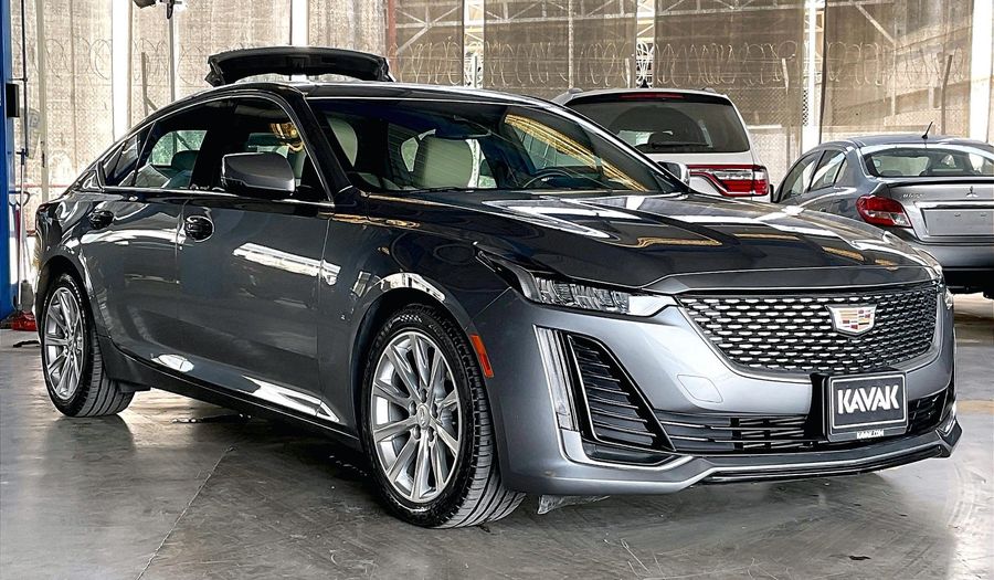 Cadillac Ct5 LUXURY Sedan 2022