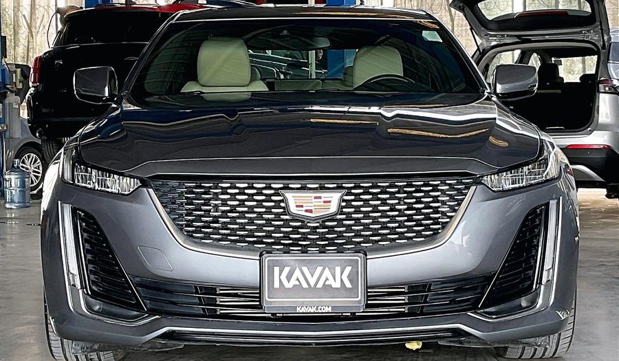 Cadillac Ct5 LUXURY Sedan 2022