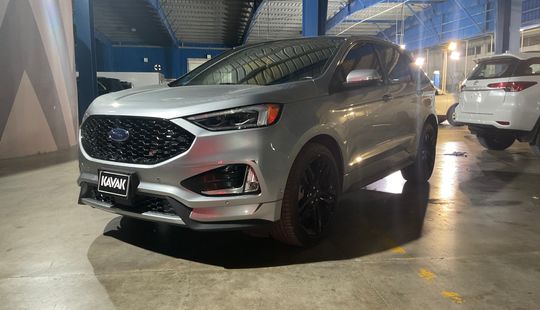 Ford • Edge