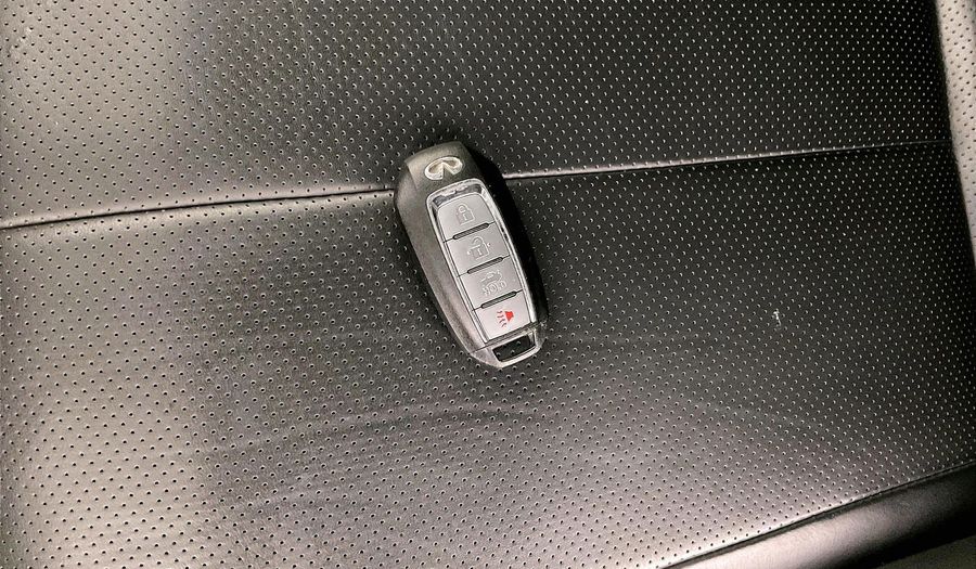 Infiniti Q60 LUXE Coupe 2022