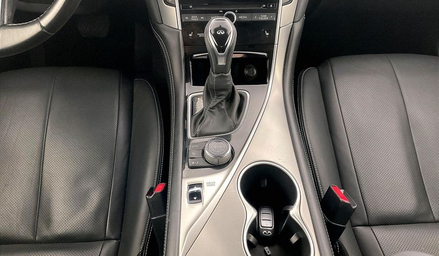 Infiniti Q60 LUXE Coupe 2022