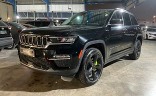 Jeep • Grand Cherokee