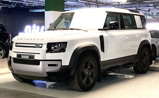 Land Rover • Defender