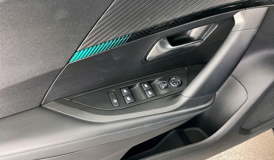 Peugeot 2008 ALLURE Suv 2022