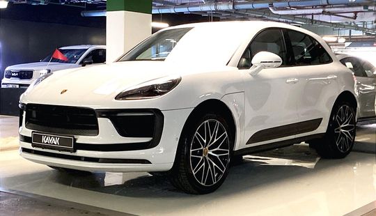 Porsche • Macan
