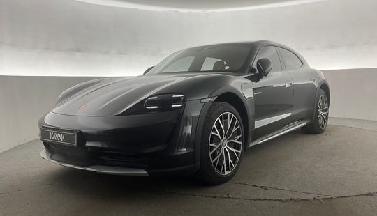 Porsche • Taycan