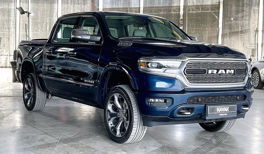 Ram 1500 LIMITED CREW CAB Pickup 2022