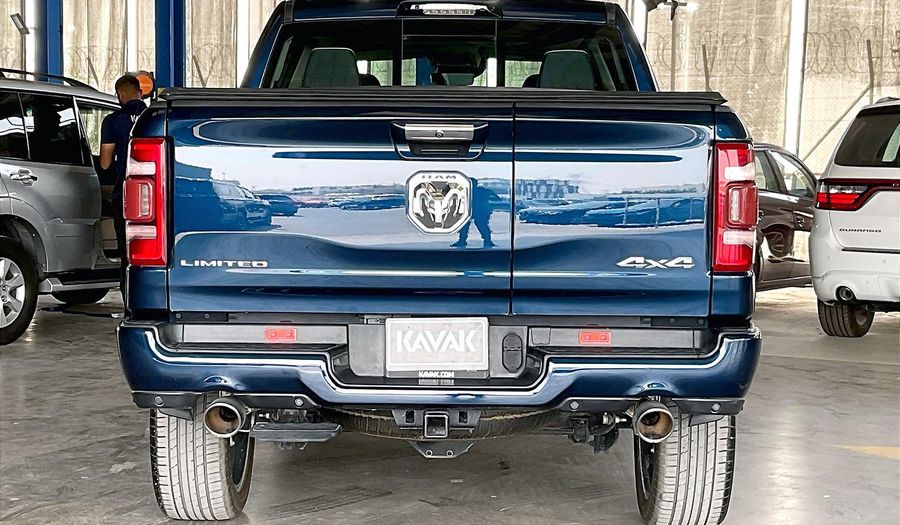 Ram 1500 LIMITED CREW CAB Pickup 2022