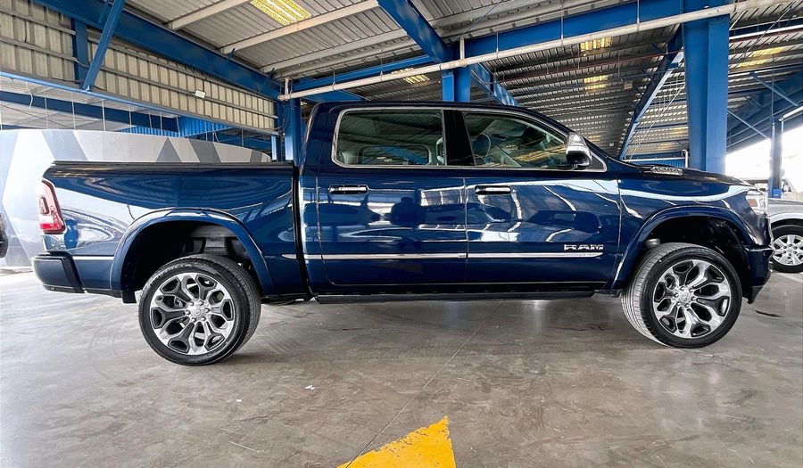 Ram 1500 LIMITED CREW CAB Pickup 2022