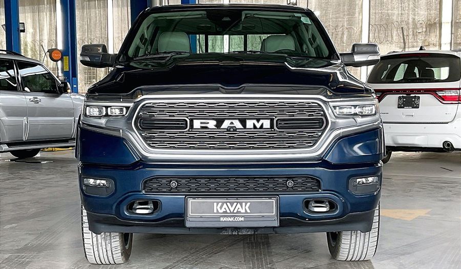 Ram 1500 LIMITED CREW CAB Pickup 2022